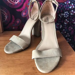 Merona Tan Dress Sandal with Heel - Like New